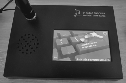 Mặt trước của micro mạng IP VNM-803SE